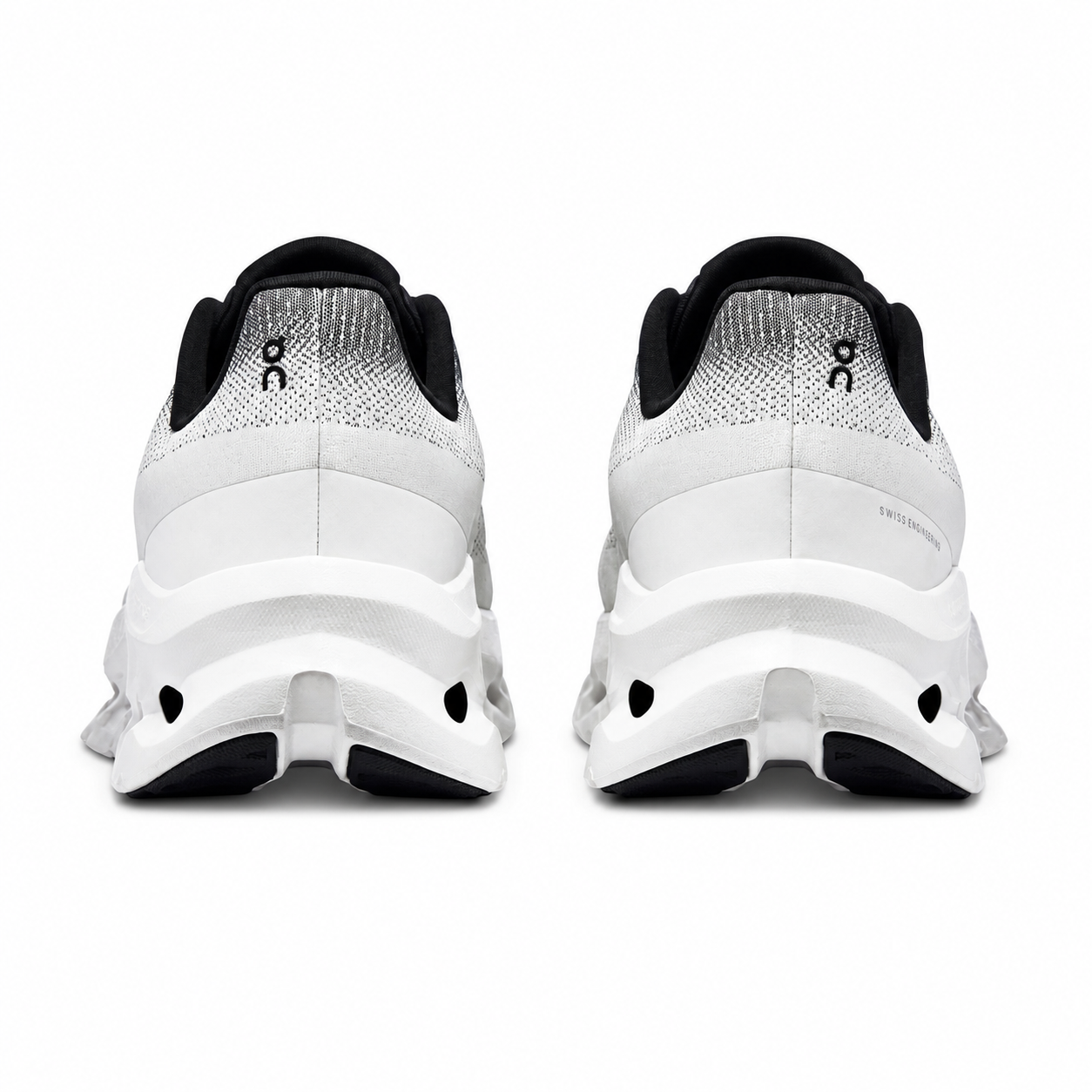 Cloudtilt Black|Ivory