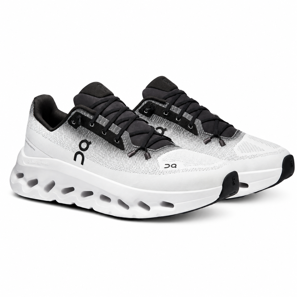Cloudtilt Black|Ivory